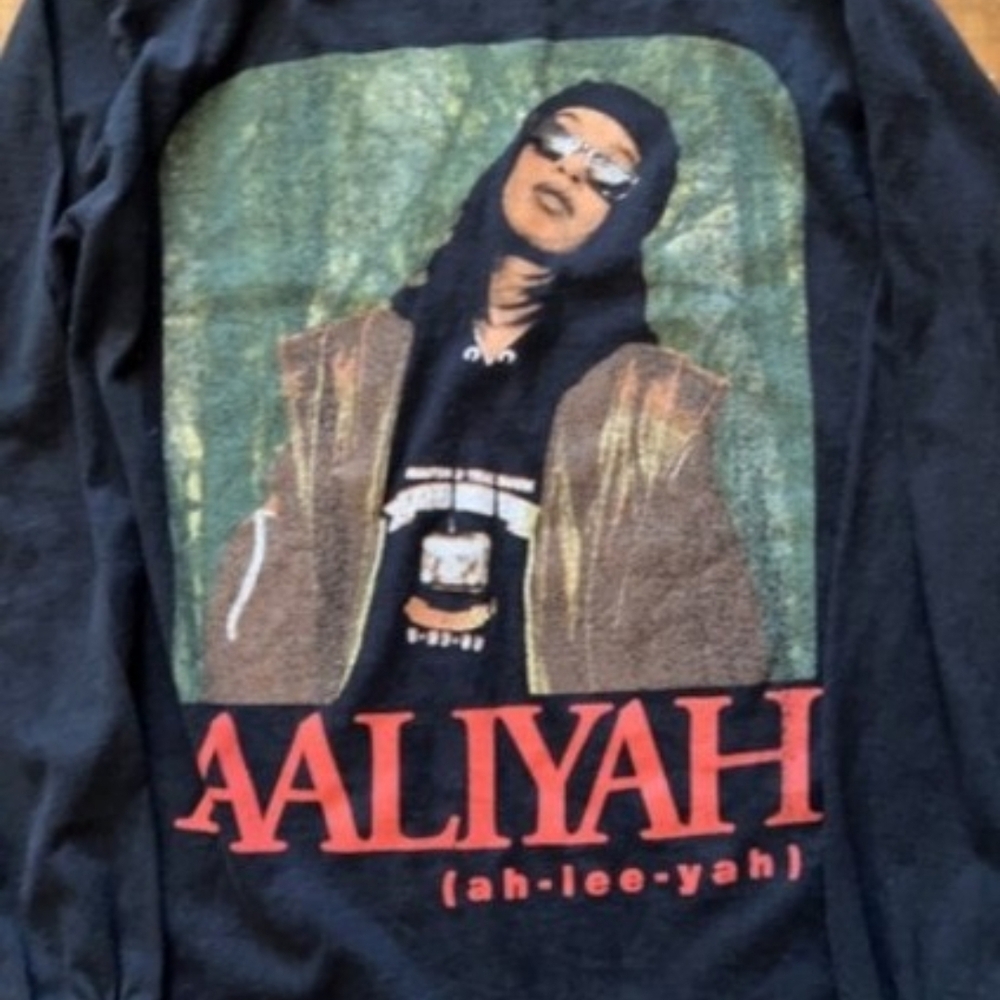 Black Aaliyah Graphic Long Sleeve